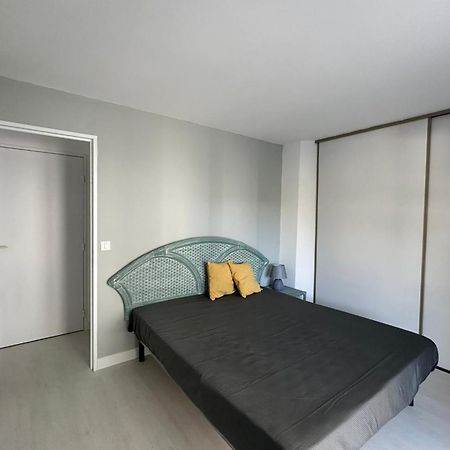 Spacieux Deux Pieces En Front De Mer Pour 4 Personnes Ref Plage 12 Saint-Raphaël Екстериор снимка