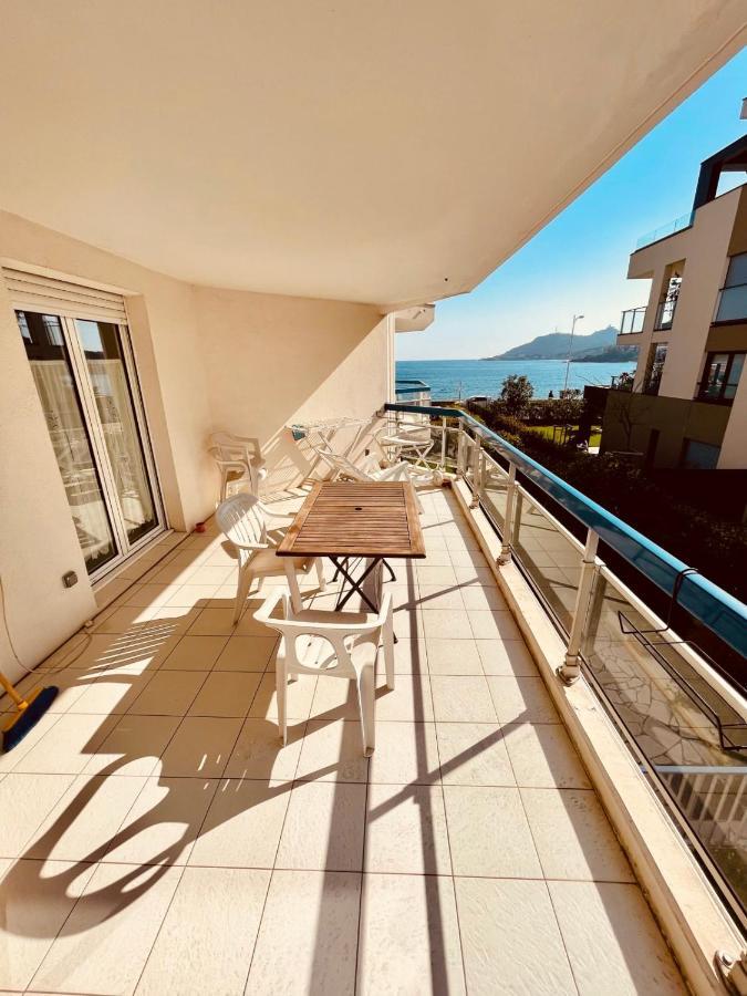 Spacieux Deux Pieces En Front De Mer Pour 4 Personnes Ref Plage 12 Saint-Raphaël Екстериор снимка